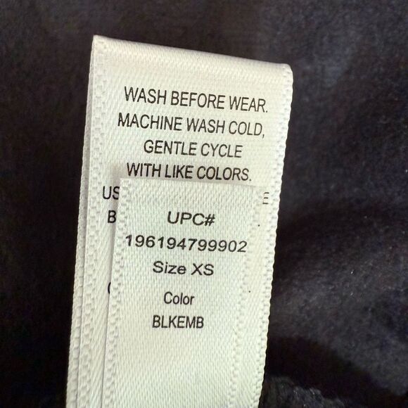 Comfort Code Women's Leopard-Embossed Fleece Quarter Zip Pullover Black XS NWT - Picture 6 of 8